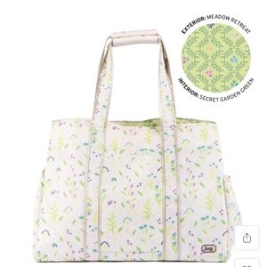 NWT Lug Rover Xl Tote In Meadow Retreat